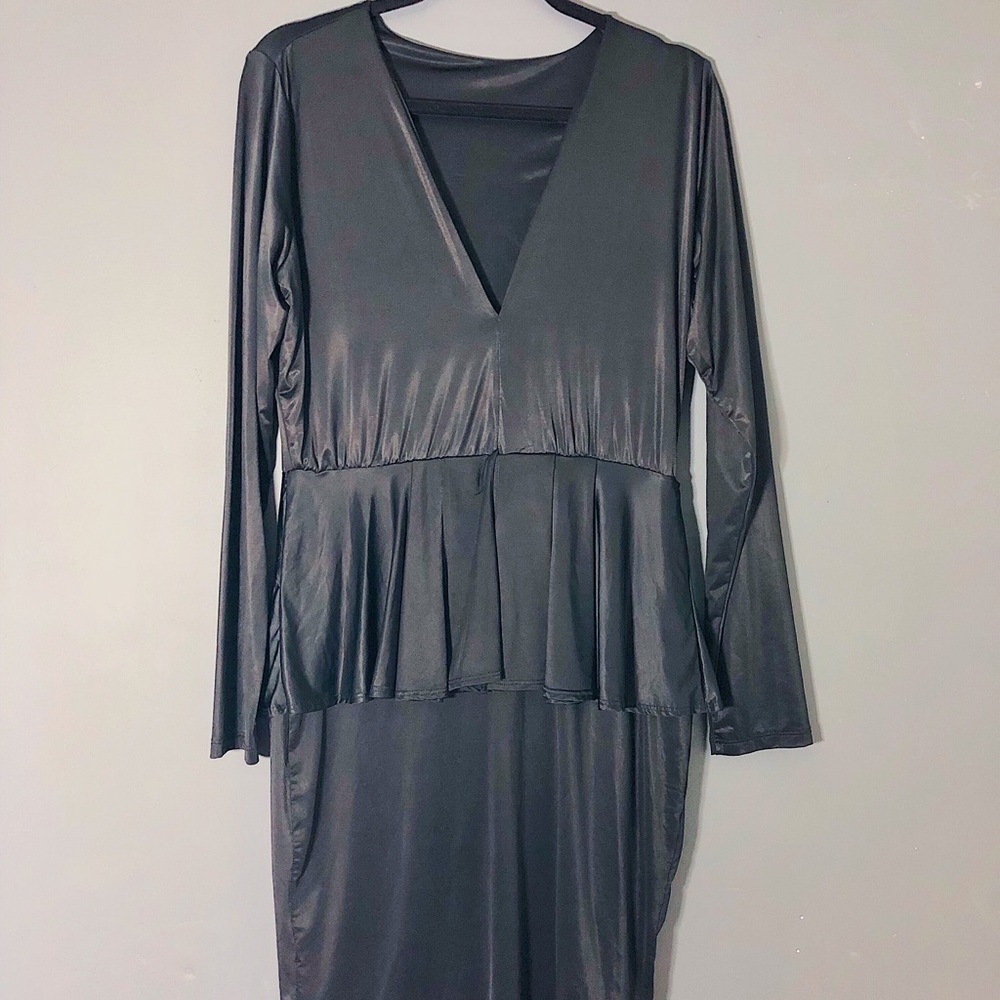 Black Spandex Peplum Knee-Length Dress - 2X